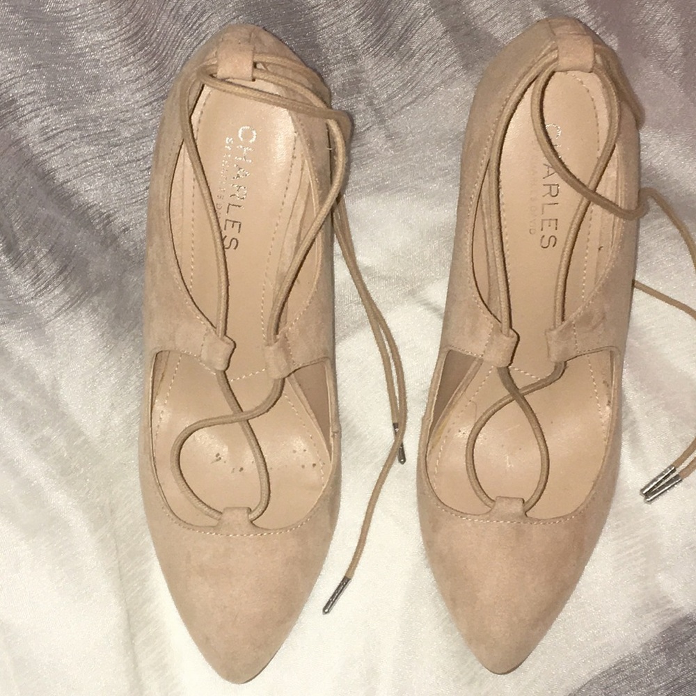 Charles by Charles David Nude sued/solid Wedge pointed toe